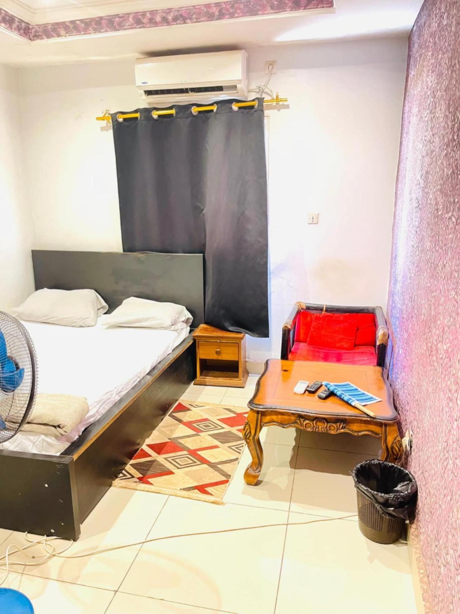 Room In Guest Room - Undefined Bamako Exterior foto